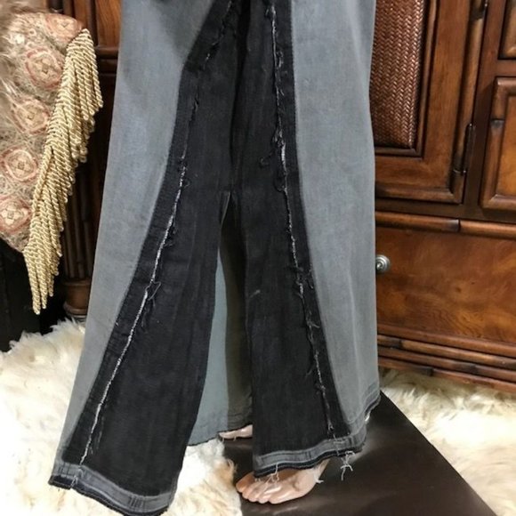 NWOT Peace Love World Two Tone Side Slit Fray Edge Wide Leg Cotton Stretch Jean - Picture 12 of 15